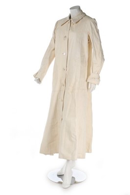 Lot 215 - A ladies's white leather motoring coat, 1930s,...