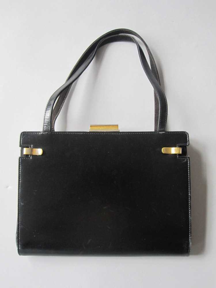 Lot 222 - A Gucci handbag with reversible outer cover,...
