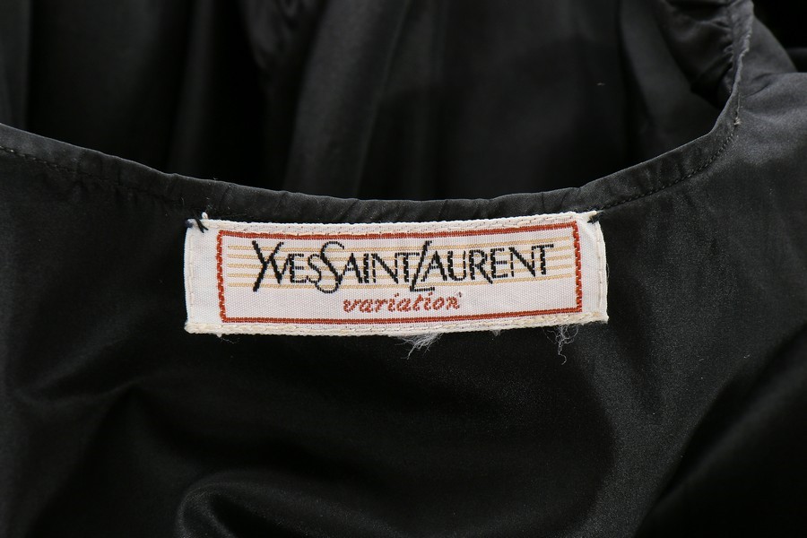 yves saint laurent variation label