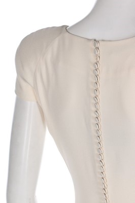 Lot 216 - An Alexander McQueen 'Pippa Middleton' ivory...