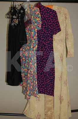 Lot 13 - A group of late 30s-40s clothing, accessories...
