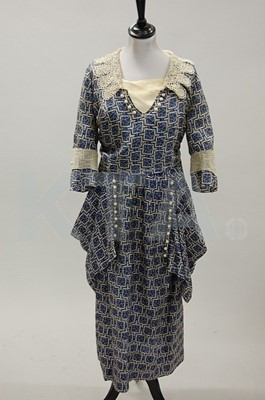 Lot 203 - Two summer gowns, circa 1914-18, the first of...