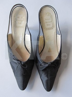 Lot 295 - A pair of Christian Dior black satin shoes and...