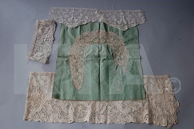 Lot 335 - A good collection of Youghal needlepoint lace,...