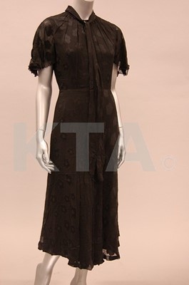 Lot 63 - A general group of 1930s clothing and lingerie,...