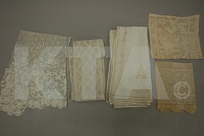 Lot 96 - An interesting collection of lace, approx 14...