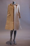 Lot 135 - A Pierre Balmain couture oyster gazar cocktail...