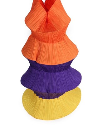 Lot 174 - An Issey Miyake 'Flying Saucer' dress,...