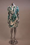 Lot 4 - A Danielle Scutt printed jersey dress,...