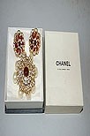 Lot 335 - A group of Chanel and other costume jewellery,...