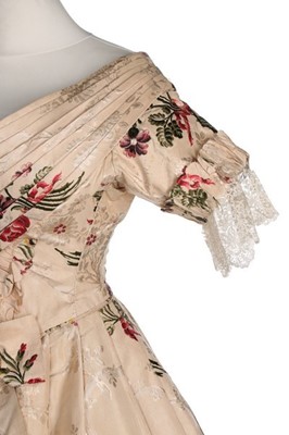 Lot 25 - A dress of mid 1740s Spitalfields silk,...