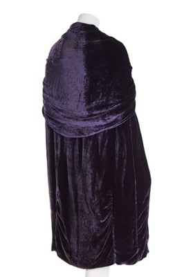 Lot 53 - A Callot Soeurs couture purple velvet evening...