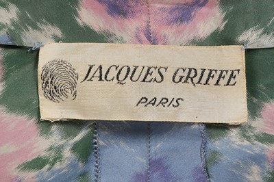 Lot 82 - A Jacques Griffe couture chiné taffeta tent...