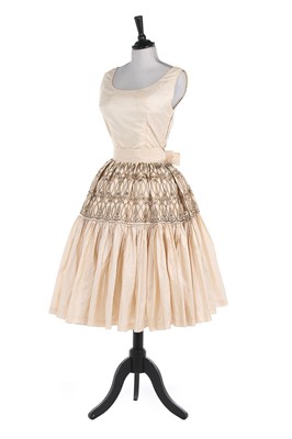 Lot 159 - A Lanvin Castillo embroidered ivory taffeta...