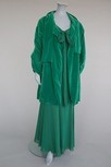 Lot 109 - A Jeanne Lanvin couture emerald green velvet...