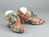 Lot 34 - A pair of brocaded silk lady's shoes circa...