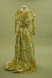 Lot 122 - An Al Capricho pale acqua satin ball gown...