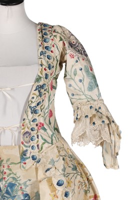 Lot 414 - A painted silk robe à la Francaise, English,...