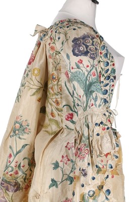 Lot 414 - A painted silk robe à la Francaise, English,...