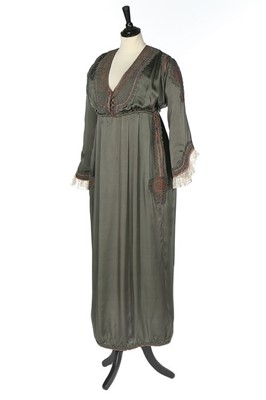 Lot 67 - An early Jeanne Lanvin couture grey-green...
