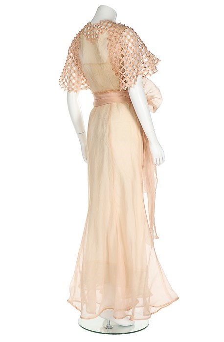 Lot 71 - A Jeanne Lanvin couture pink organza evening