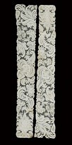 Lot 31 - A fine pair of Brussels lappets, circa 1715,...