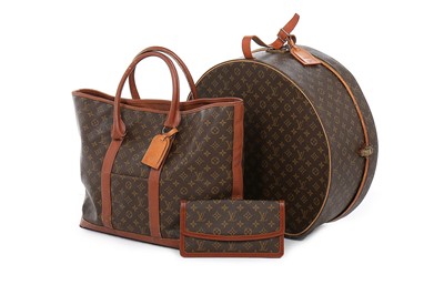 Lot 19 - A Louis Vuitton monogrammed leather hatbox,...