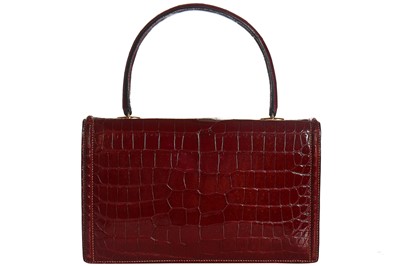 Lot 2 - An Hermès cherry-red crocodile sac chaine d'ancre, late 1950s-early 1960s