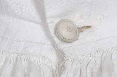 Lot 41 - A fine gentleman's linen shirt, circa 1810