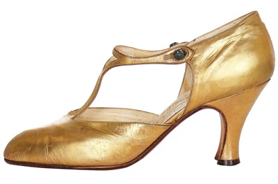 Lot 70 - A pair of Perugia gold leather shoes, circa 1925