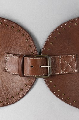 Lot 50 - Alexander McQueen leather waist cincher, 'In Memory of Elizabeth Howe, Salem, 1692', A/W 2007-08