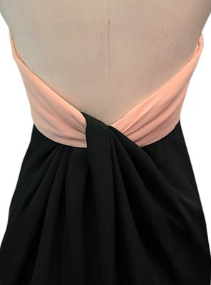Lot 117 - A fine Balenciaga couture black and pink silk crêpe sheath and bolero, Spring-Summer 1964