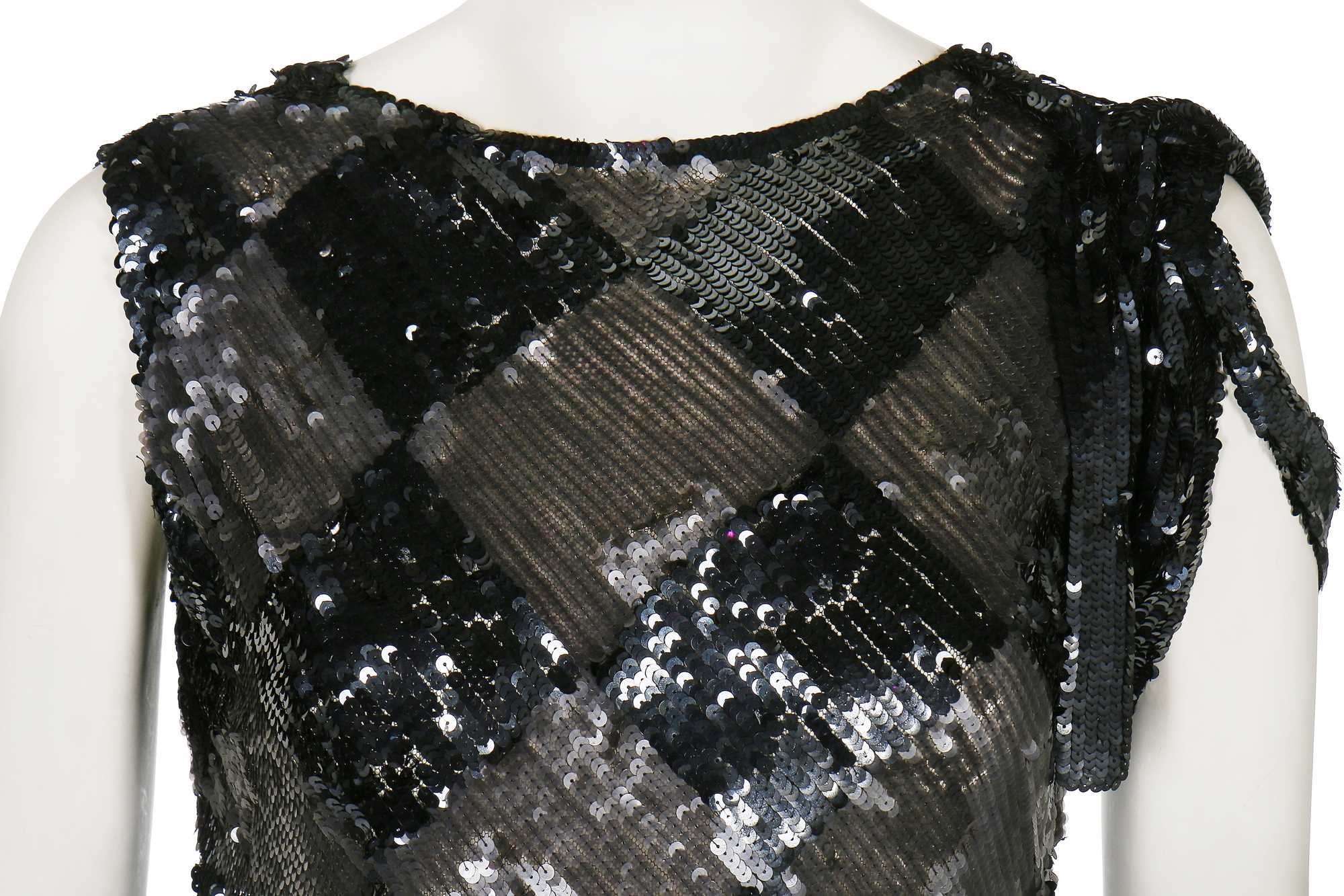 Lot 71 - A sequinned cocktail dress, possibly Paul