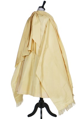 Lot 85 - A Balmain couture ivory satin cocktail dress, early 1960s