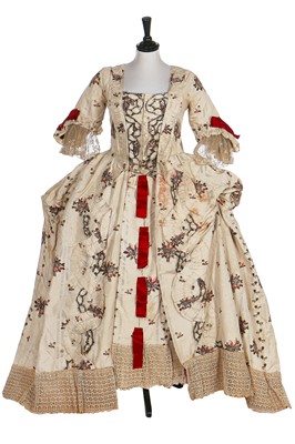 Lot 380 - A Spitalfields silk robe à la Française, 1770s