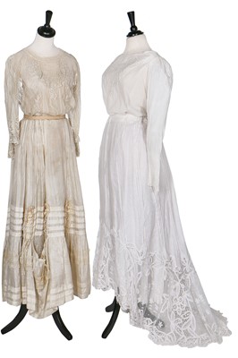 Lot 346 - A group of blouses and skirts, 1910-18