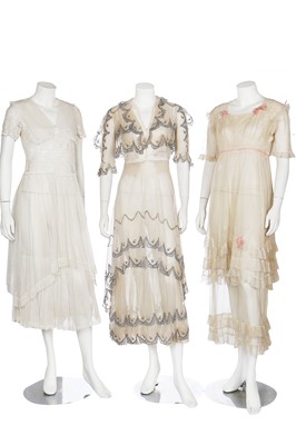 Lot 347 - A group of dresses, 1914-20