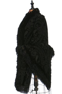 Lot 366 - A heavily embroidered black velvet visite, circa 1885