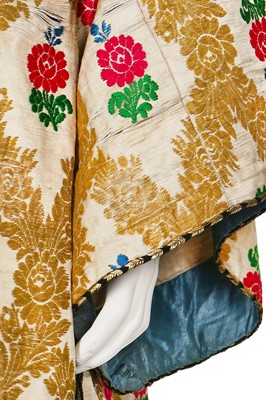 Lot 397 - A brocaded silk kaftan, Moroccan or Algerian, early 20th century