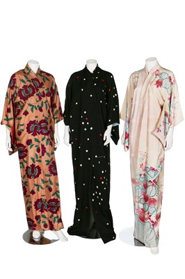 Lot 76 - Japanese kimonos, 1940s-modern