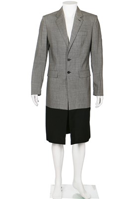 Lot 300 - An Alexander McQueen men's fine houndstooth checked coat, circa 2001