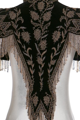 Lot 360 - Fichus and capes, American, mainly 1890s