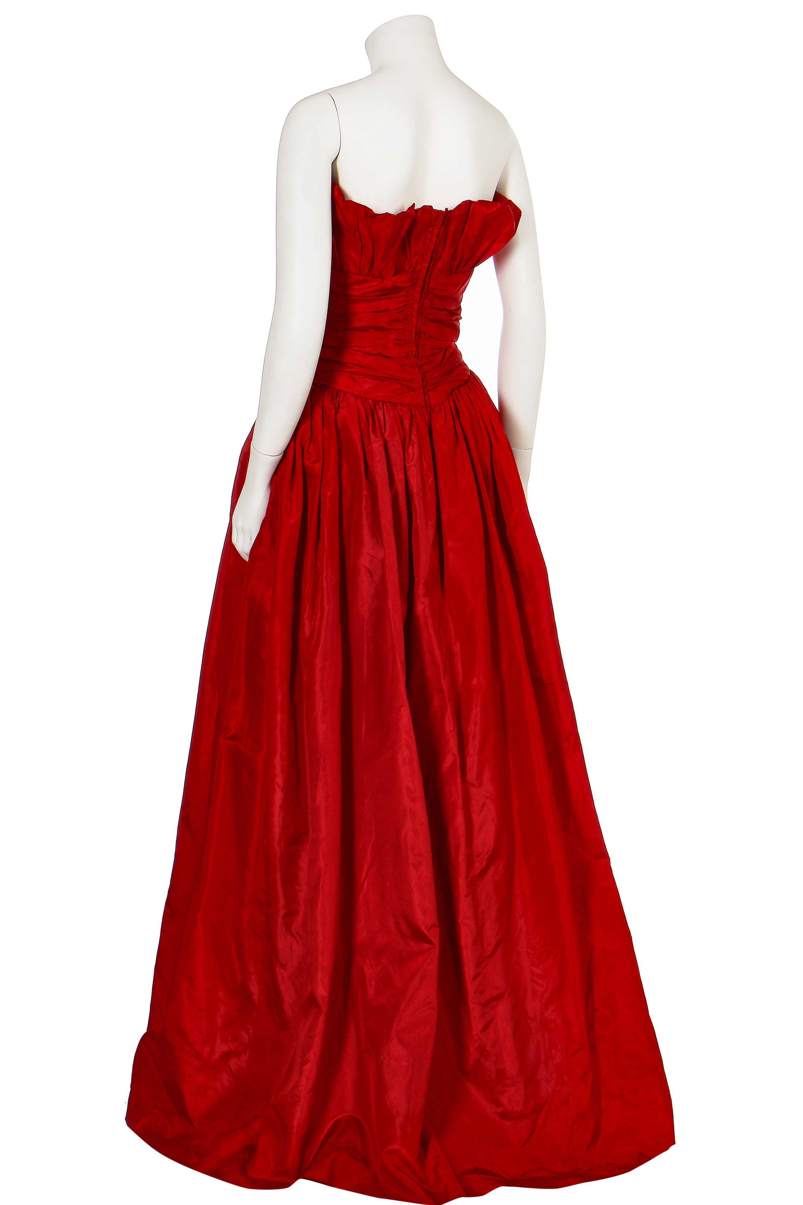 Lot 254 - A Christian Dior London red taffeta ballgown,