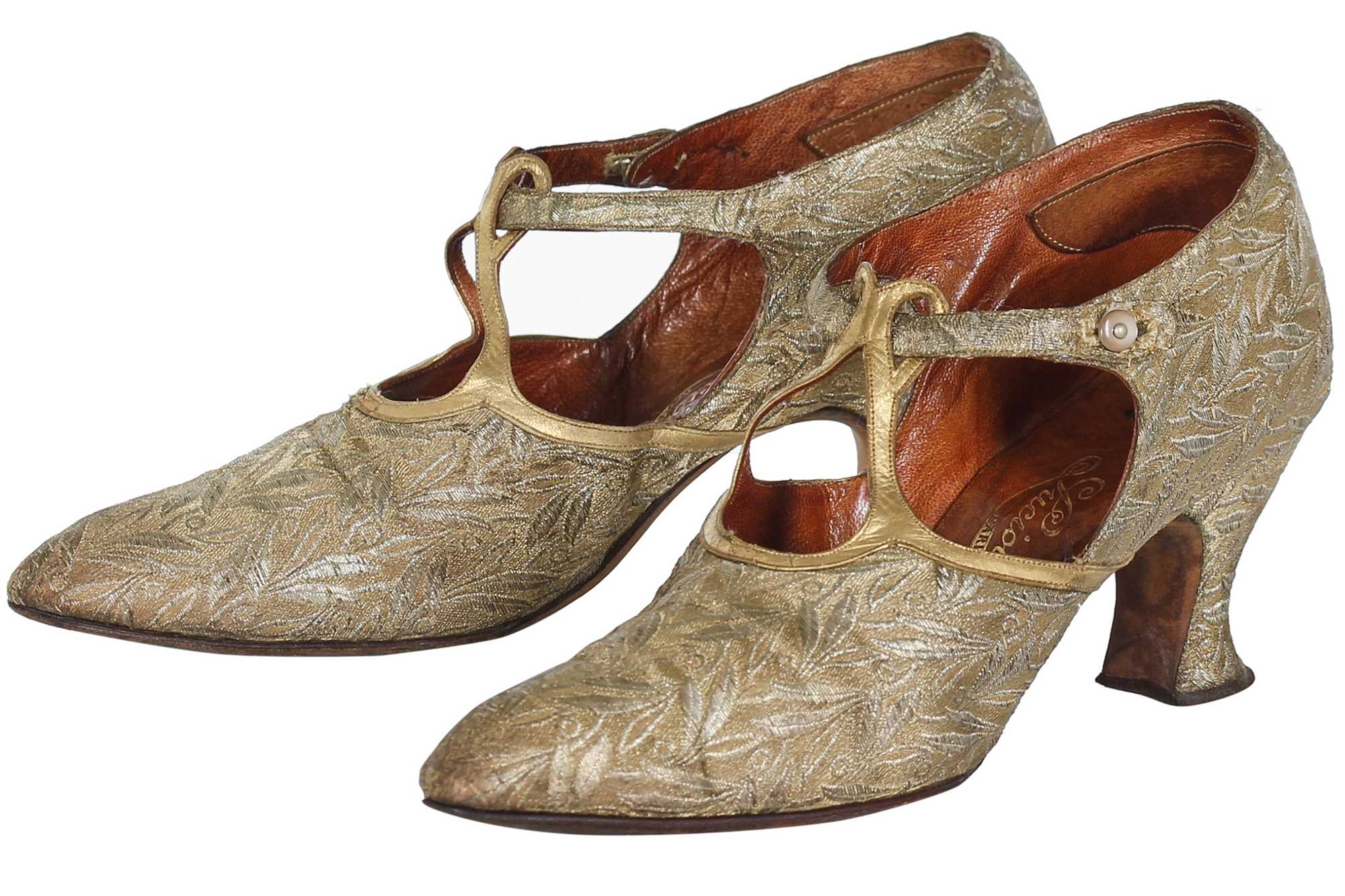 Lot 59 - A pair of Luciole lamé shoes, circa 1930