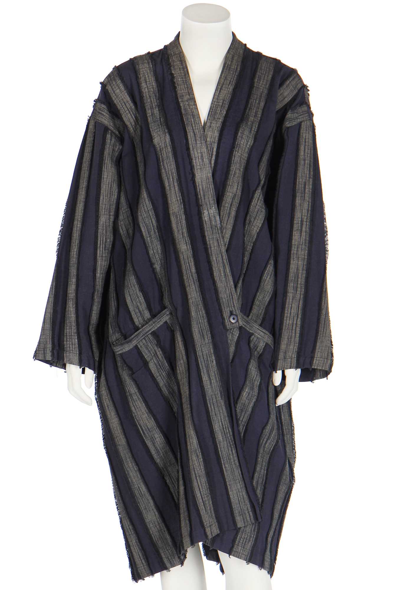 Lot 475 - An Issey Miyake textured oversized cotton coat, circa 1985