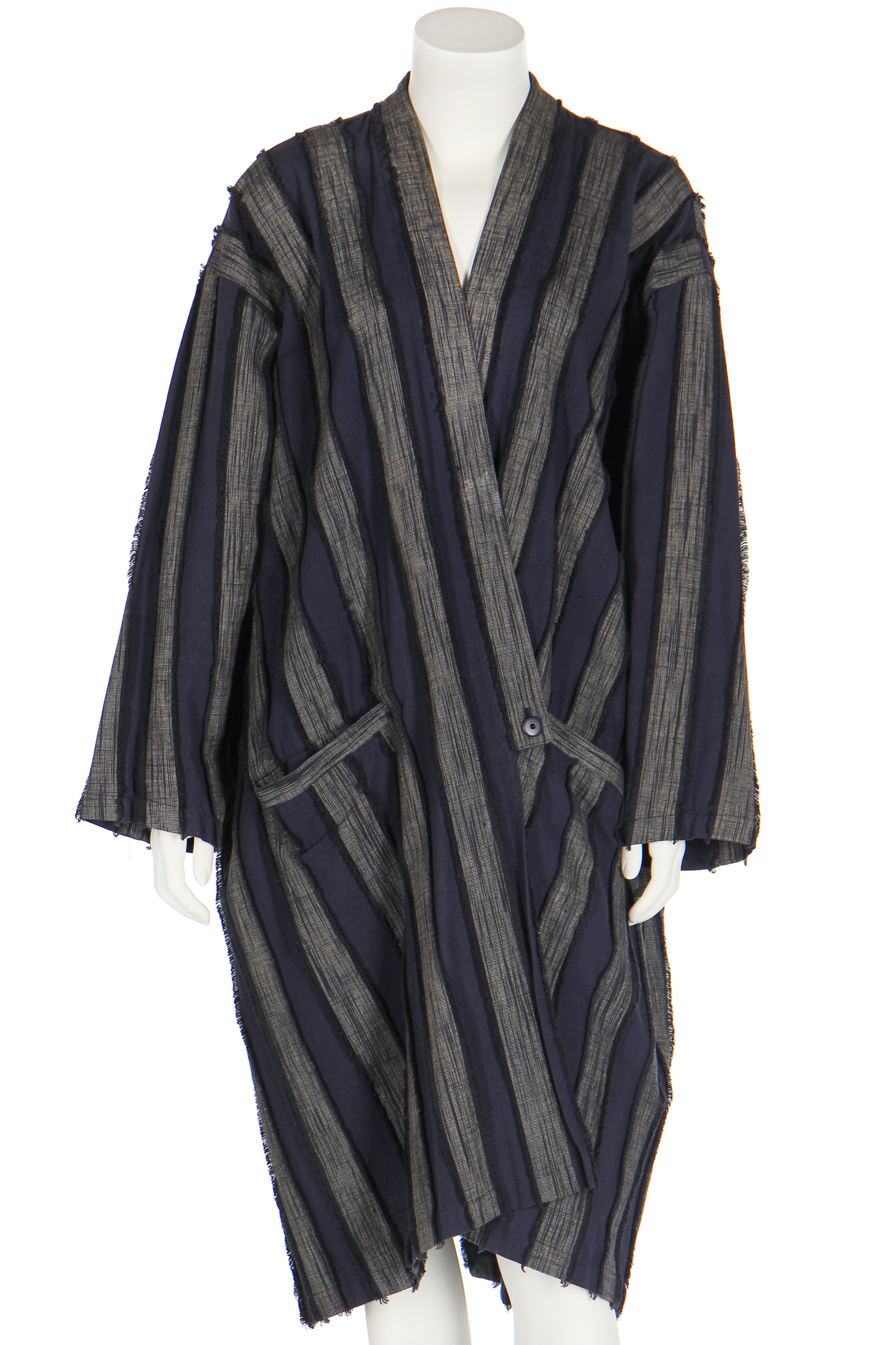 Lot 475 - An Issey Miyake textured oversized cotton