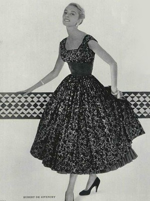 Lot 387 - An early Hubert de Givenchy couture voided velvet evening gown, Autumn-Winter 1954