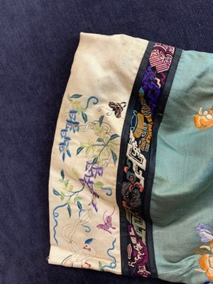 Lot 319 - An embroidered informal robe, chang-fu, Chinese, circa 1920