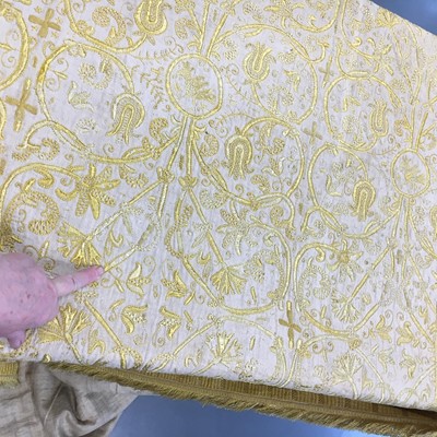 Lot 268 - A fine embroidered cover (Colcha), Spanish or Portuguese, late 16th-early 17th century