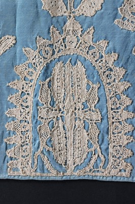 Lot 269 - An 18th century apron panel applied with English needle lace, circa 1630